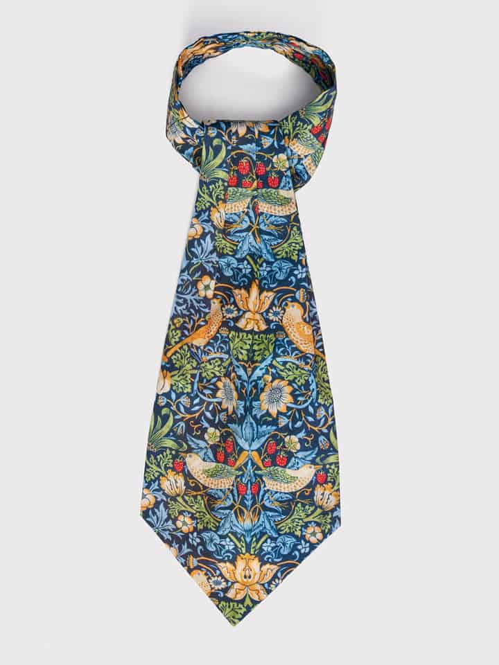 Navy William Morris Strawberry Thief Cravat