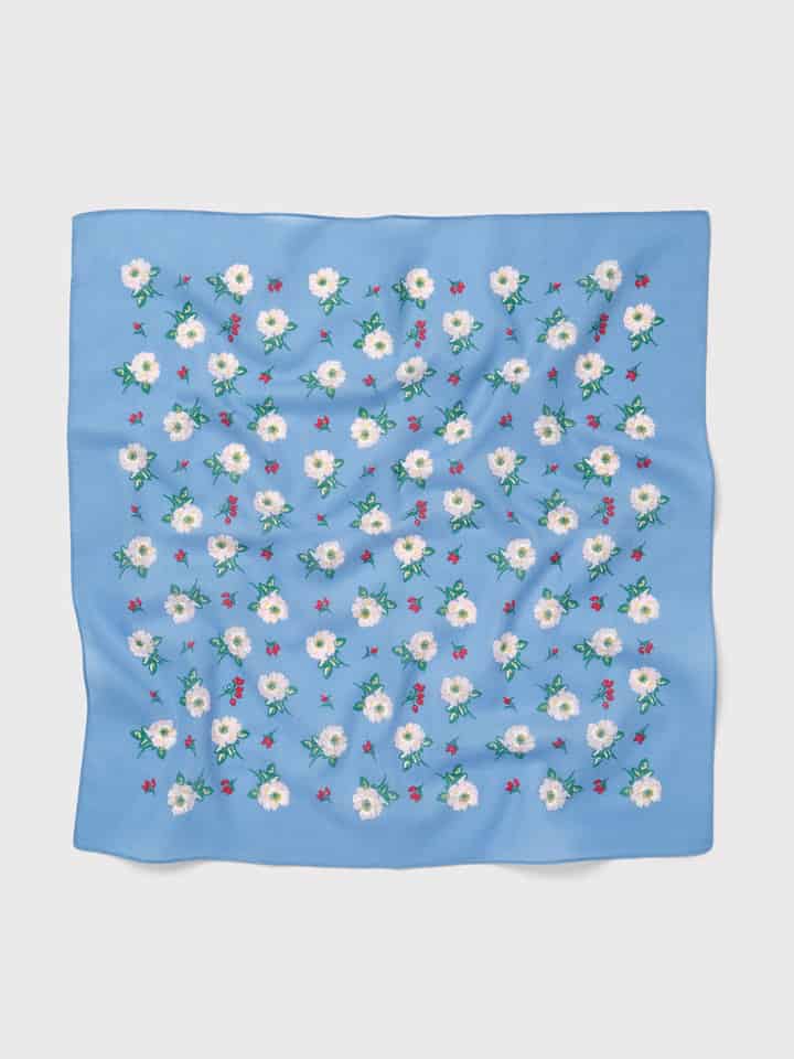 Blue Floral Giant Hank